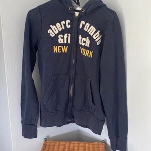 Abercrombie zip up hoodie size xl kids